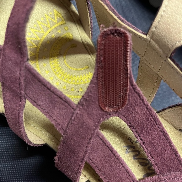 Skechers Memory Foam Suede Leather Wedge Sandals - Picture 4 of 5